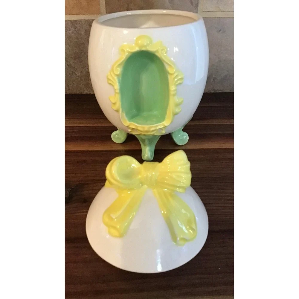VTG Arnels Pottery Ceramic Easter Egg Candy Jar Footed w/Lid 7